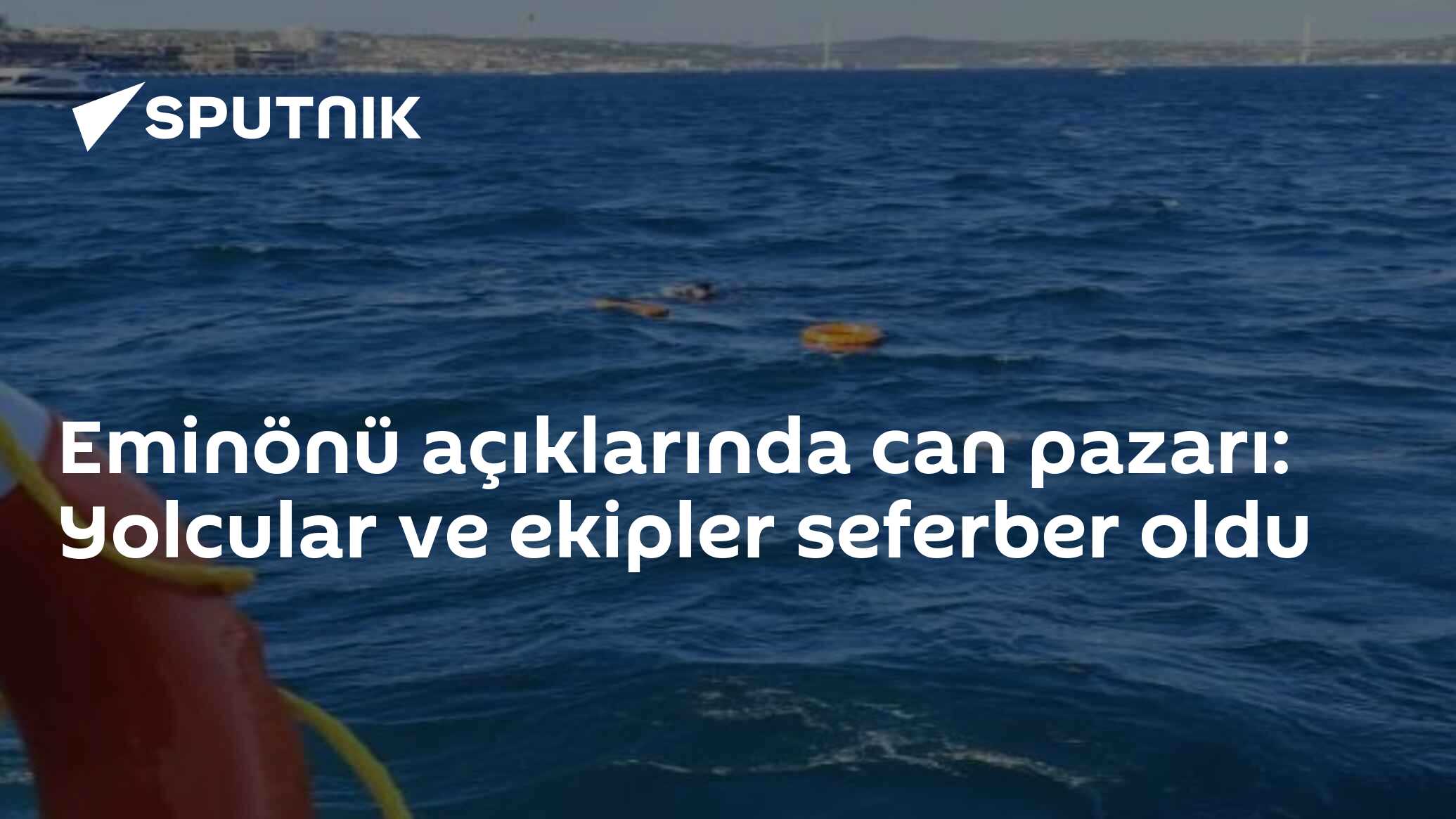 Eminönü açıklarında can pazarı: Yolcular ve ekipler seferber oldu