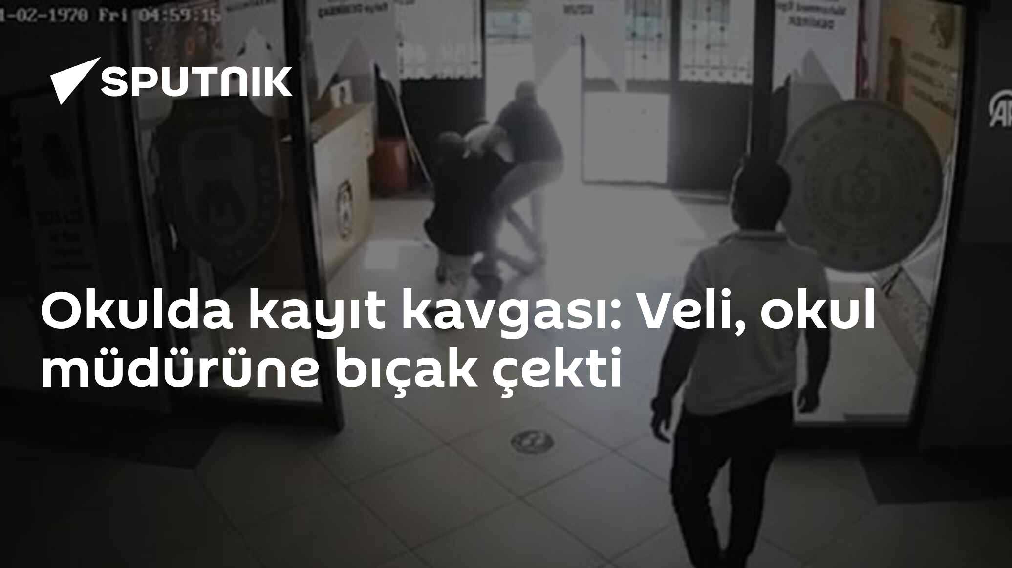Okulda kayıt kavgası: Veli, okul müdürüne bıçak çekti