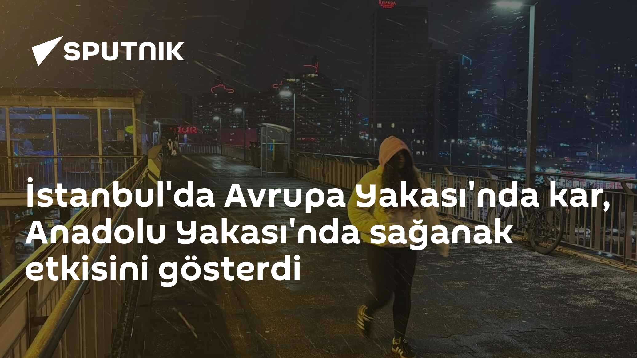 İstanbul'da Avrupa Yakası'nda kar, Anadolu Yakası'nda sağanak etkisini sürdürüyor