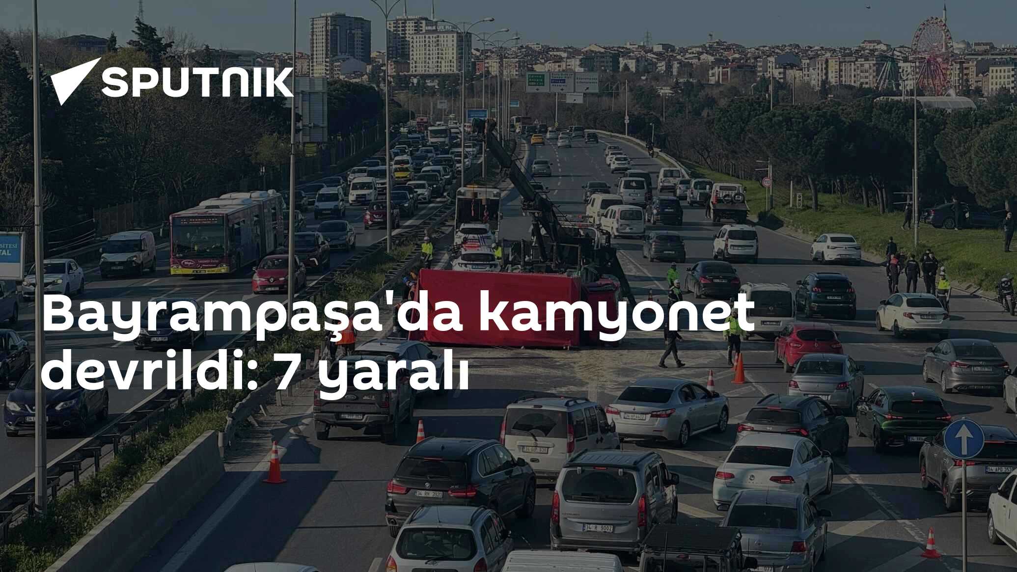 Bayrampaşa'da kamyonet devrildi: 7 yaralı