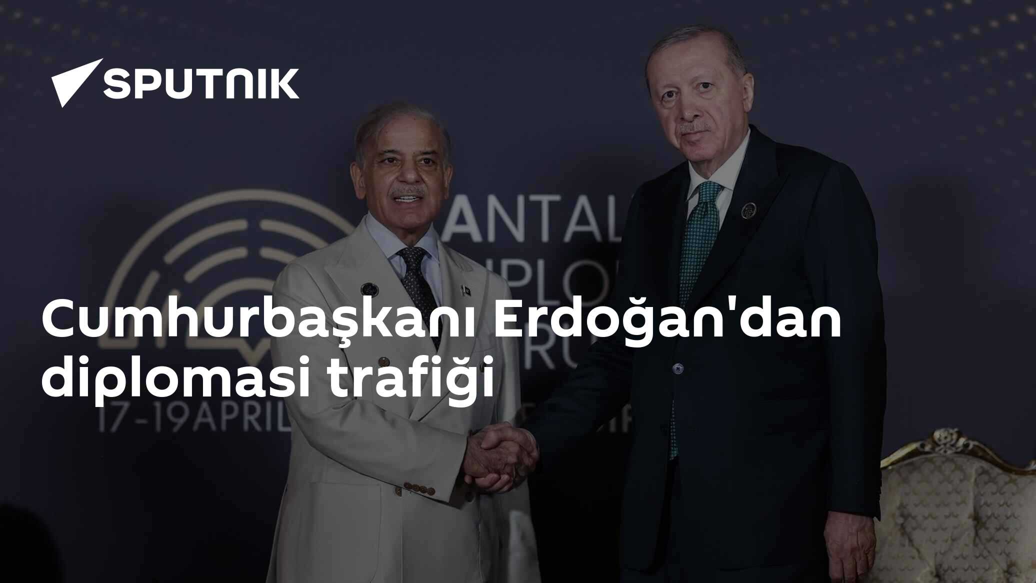 Cumhurbaşkanı Erdoğan, Pakistan Başbakanı Şerif'le bir araya geldi