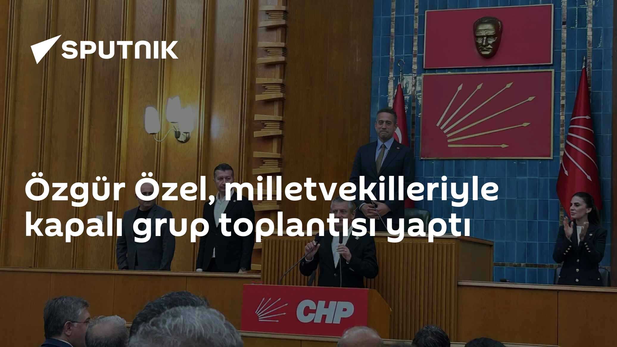 Özgür Özel, milletvekilleriyle kapalı grup toplantısı yaptı