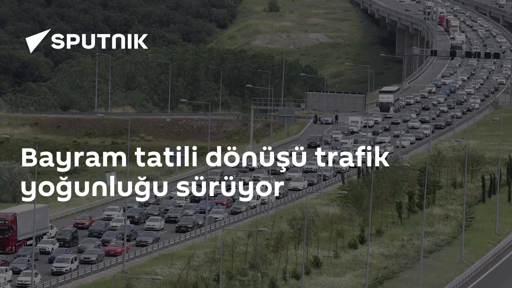 Bayram tatili dönüşü trafik yoğunluğu sürüyor