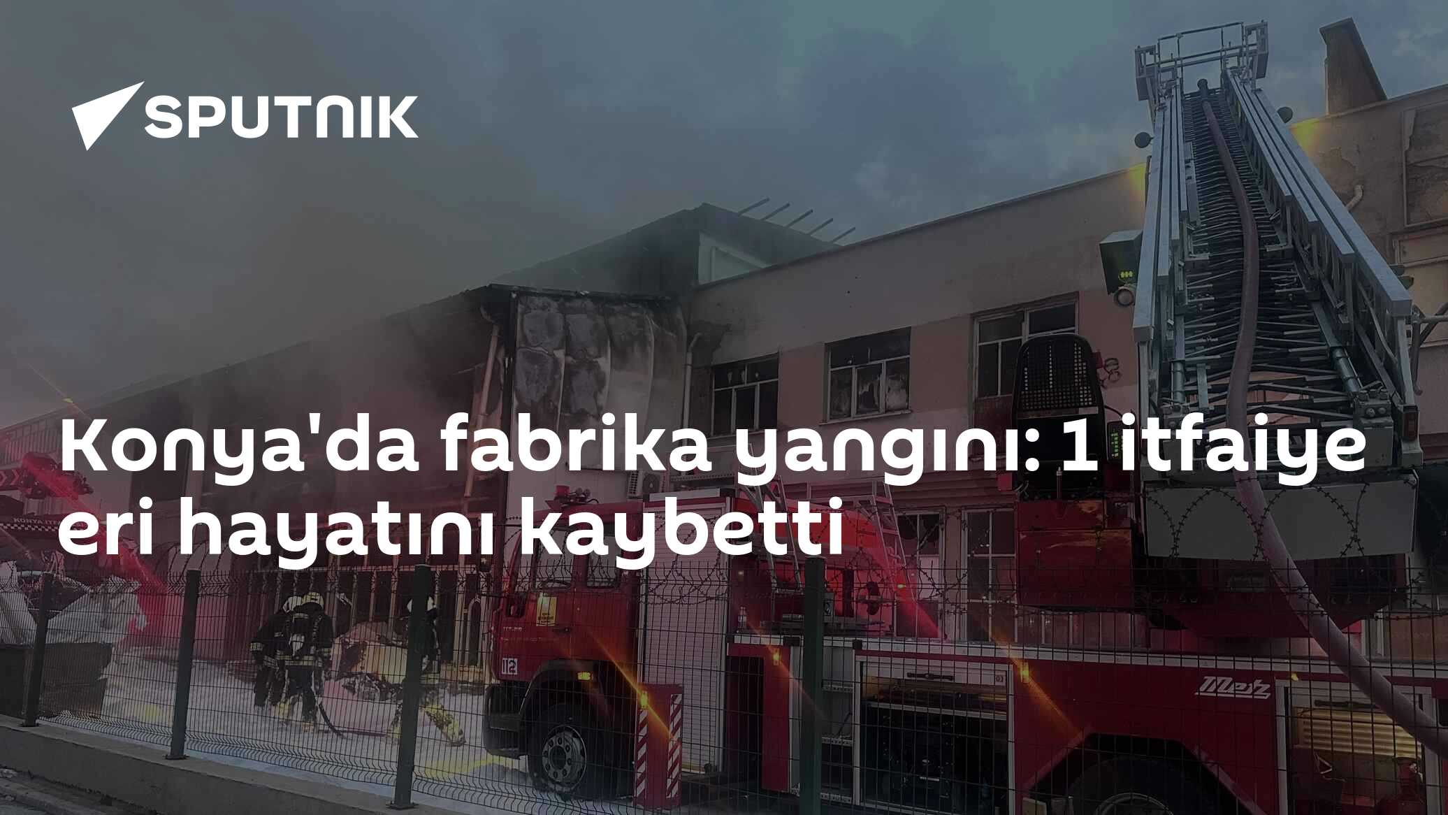 Konya'da fabrika yangını: 1 itfaiye eri hayatını k
