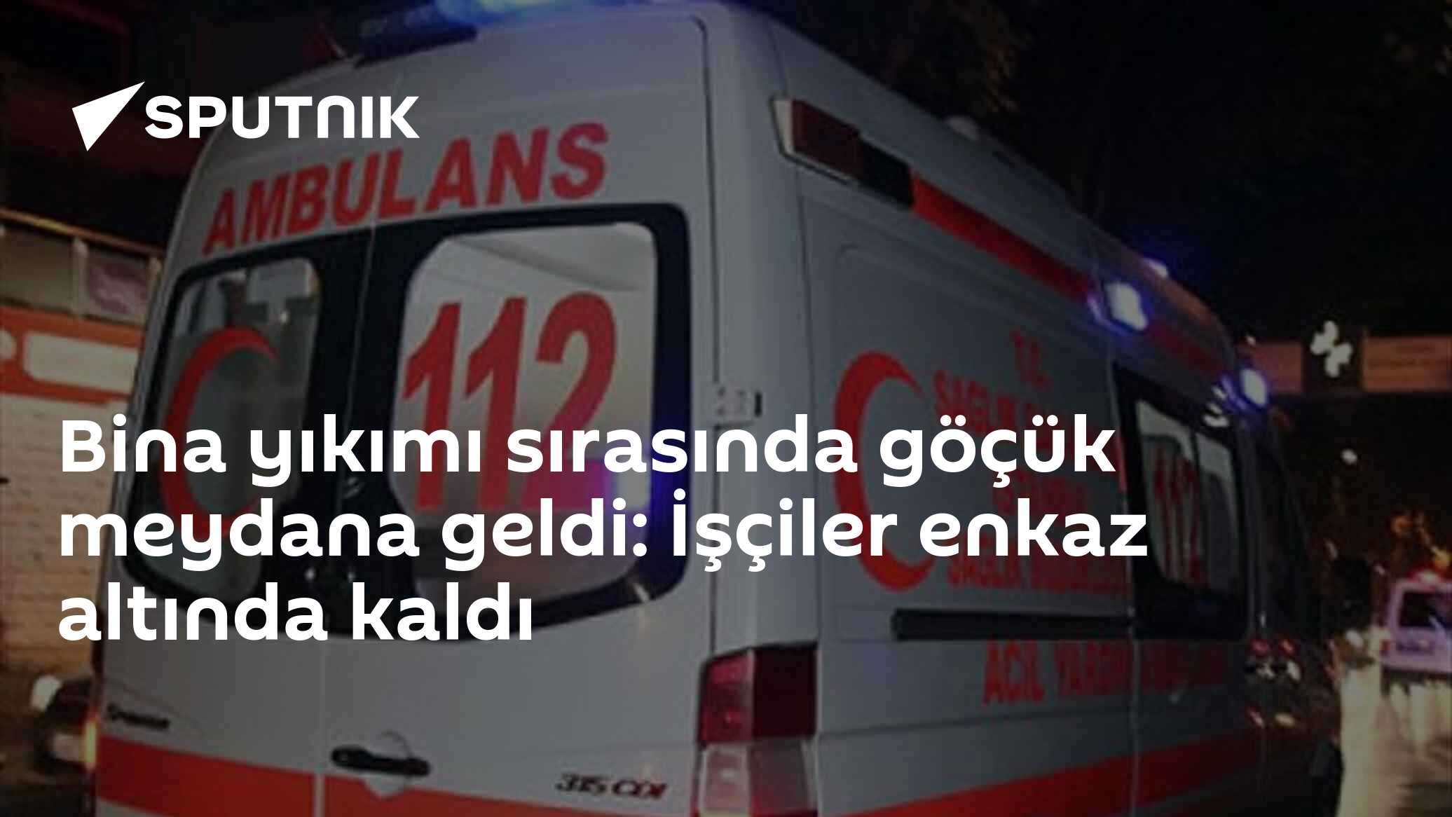 Bina yıkımı sırasında göçük meydana geldi: İşçiler enkaz altında kaldı