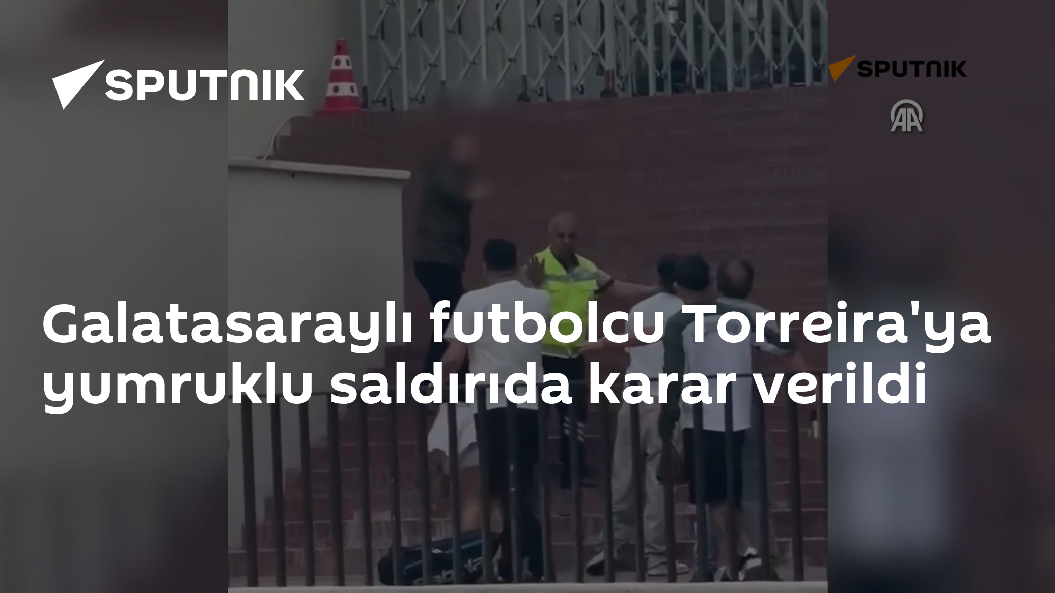 Galatasaraylı futbolcu Torreira'ya yumruklu saldırıda karar verildi