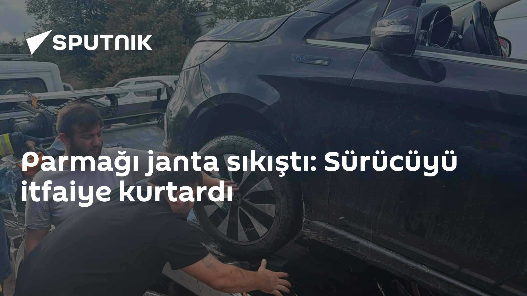 Parmağı janta sıkıştı: Sürücüyü itfaiye kurtardı
