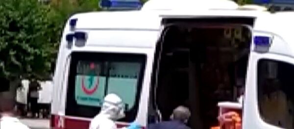 Gaziantep’te hastaneden kaçan koronavirüs hastası ekipleri alarma geçirdi. Yaşlı adamı kızı bularak polise teslim etti. - Sputnik Türkiye