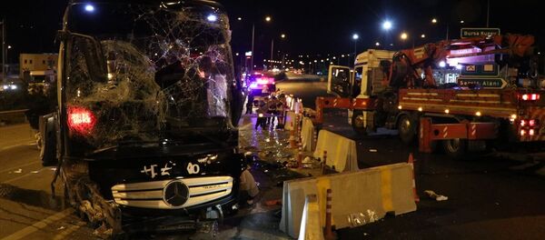 Bursa'da yolcu otobüsü devrildi - Sputnik Türkiye