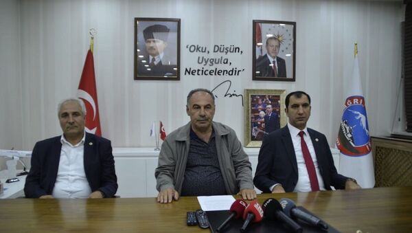 Ağrı’da ilçe belediye başkanları Ramazan Yakut, Nurettin Öztürk ve Selami Demirtaş - Sputnik Türkiye