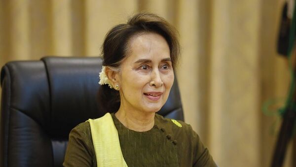 Myanmar Dışişleri Bakanı ve Devlet Başkanlığından Sorumlu Devlet Bakanı Aung San Suu Kyi - Sputnik Türkiye