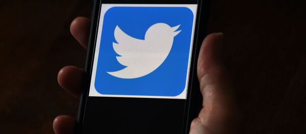 Telefon-Twitter - Sputnik Türkiye