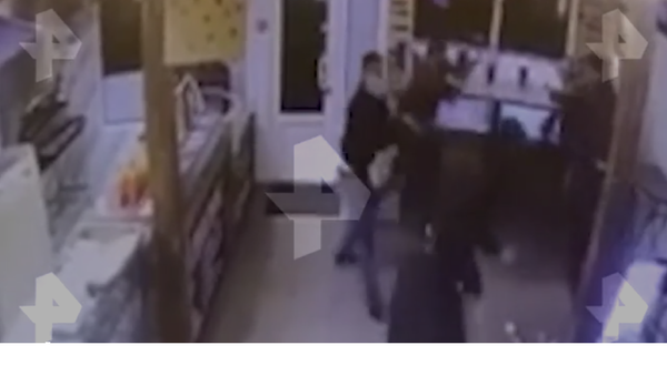 Moskova’daki restoranda yaşanan kavga böyle görüntülendi - Sputnik Türkiye