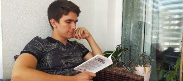 YKS Türkiye birincisi Özdemir: İnandım ve başardım YKS Türkiye birincisi Özdemir: İnandım ve başardım - Sputnik Türkiye