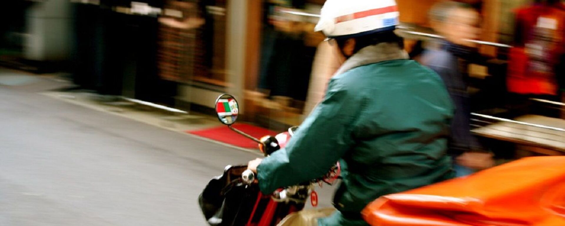 Kurye - Sputnik Türkiye, 1920, 15.03.2025