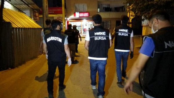 Bursa'da uyuşturucu operasyonu - Sputnik Türkiye