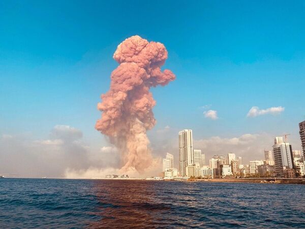 Beyrut'ta şiddetli patlama - Sputnik Türkiye