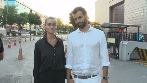   Daria Kyryliuk ile erkek arkadaşı Baran Güneş - Sputnik Türkiye