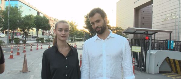   Daria Kyryliuk ile erkek arkadaşı Baran Güneş - Sputnik Türkiye