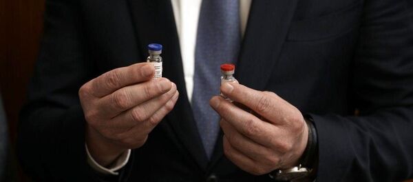 Rusya, koronavirüs aşısını tescilleyen ilk ülke oldu. - Sputnik Türkiye