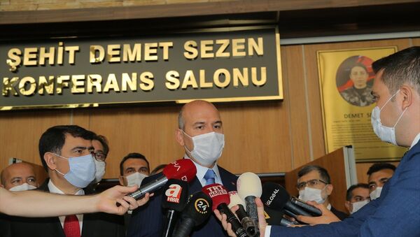 İçişleri Bakanı Süleyman Soylu, Afet Kriminal İnceleme Temel Eğitim Kursu Açılış Programı'na katıldı.  - Sputnik Türkiye