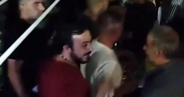 İstanbul Boğazı’nda salgına rağmen yat partileri kamerada İstanbul Boğazı’nda salgına rağmen yat partileri kamerada - Sputnik Türkiye