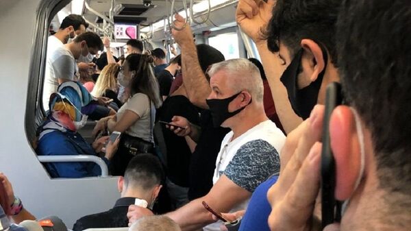 Metro, toplu taşıma, kalabalık - Sputnik Türkiye
