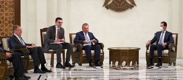 Rusya Dışişleri Bakanı Sergey Lavrov, Suriye Devlet Başkanı Beşar Esad - Sputnik Türkiye