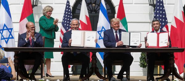 Beyaz Saray'da İsrail-BAE-Bahreyn normalleşme anlaşmaları imzalandı - Sputnik Türkiye