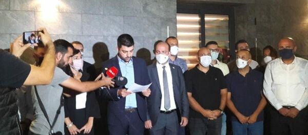 Kuzey Kıbrıs'ta Halkın Partisi koalisyondan çekildi, hükümet düştü - Sputnik Türkiye