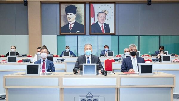 İstanbul'da Filyasyon Çalışmaları Takip Kurulu Toplantısı - Ali Yerlikaya - Sputnik Türkiye