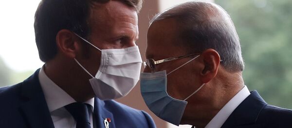 Lübnan Cumhurbaşkanı Mişel Aun, Fransa Cumhurbaşkanı Emmanuel Macron Lübnan Cumhurbaşkanı Mişel Aun, Fransa Cumhurbaşkanı Emmanuel Macron - Sputnik Türkiye