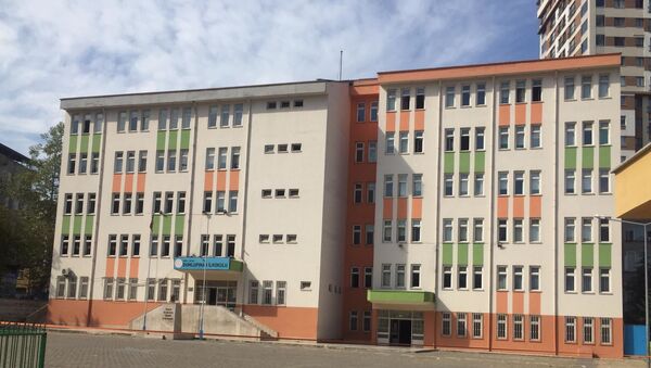 İlkokulda öğretmen ve öğrencide koronavirüs çıktı, 30 öğrenci karantinada - Ordu - Fatsa - Sputnik Türkiye