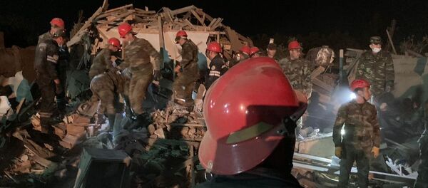 Ermenistan'ın Azerbaycan'ın ikinci büyük kenti Gence'ye düzenlediği füze saldırısı - Sputnik Türkiye