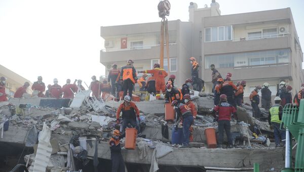 İzmir deprem - Sputnik Türkiye