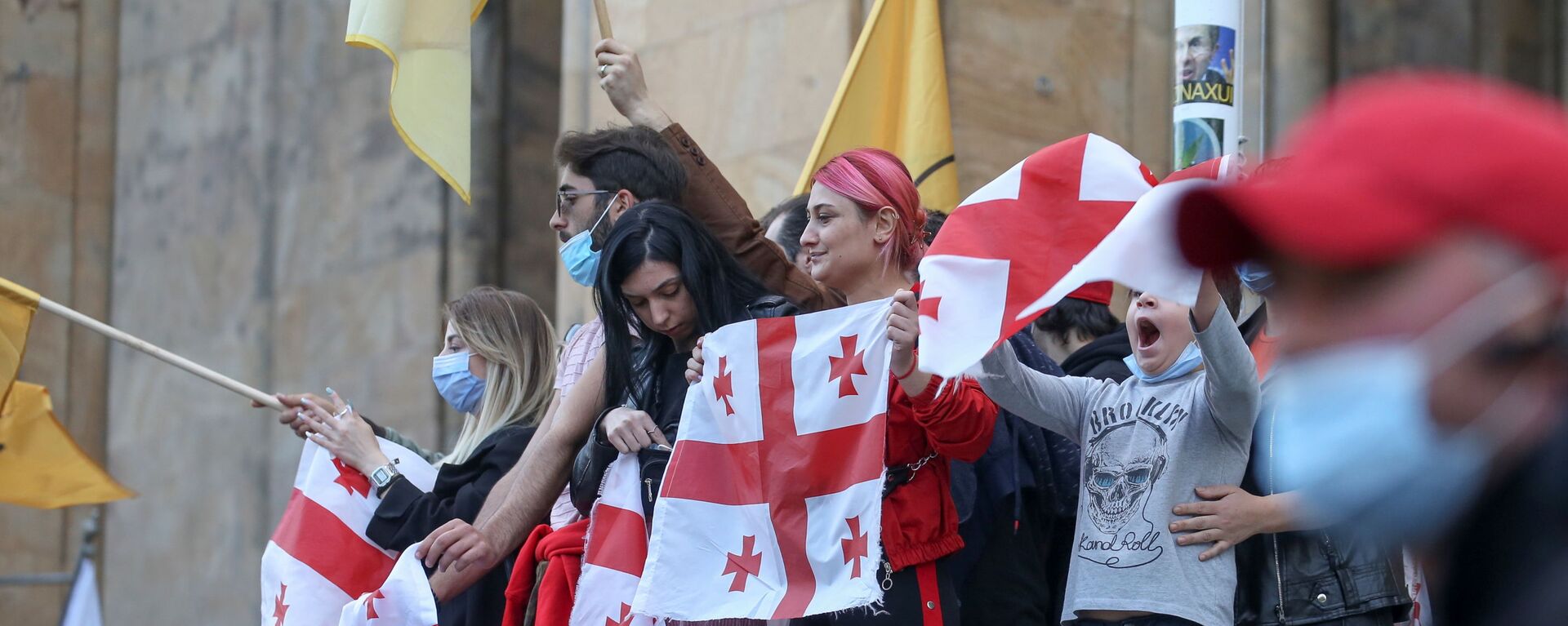 31 Ekim 2020 Gürcistan genel seçimi sonuçlarının açıklanmasının ardından Tiflis'te parlamento önünde muhalefet protestosu - Sputnik Türkiye, 1920, 14.12.2024