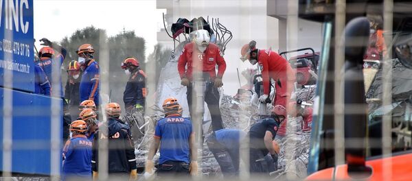 İzmir depremi arama kurtarma çalışmaları - Sputnik Türkiye