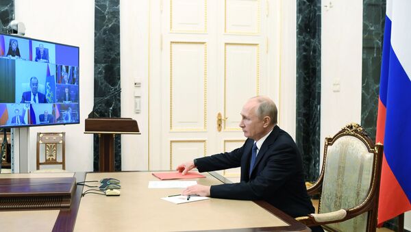 Vladimir Putin, Güvenlik Konseyi, telekonferans görüşmesi - Sputnik Türkiye