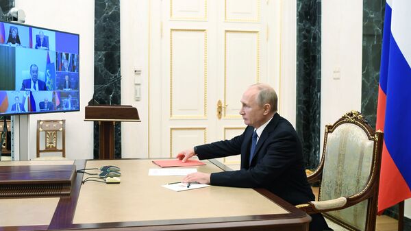 Vladimir Putin, Güvenlik Konseyi, telekonferans görüşmesi - Sputnik Türkiye