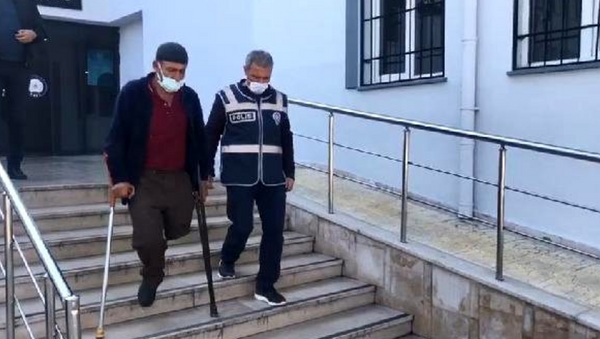 Zorla fuhuş yaptıran şüpheli tutuklandı - Sputnik Türkiye