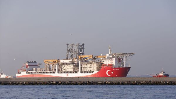 Türkiye'nin 3. sondaj gemisi Kanuni - Sputnik Türkiye