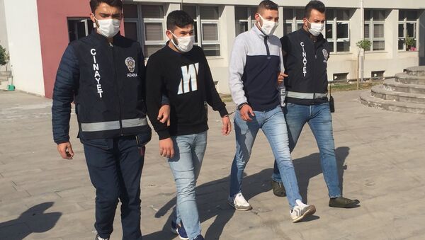 Adana’da rastgele ateş ederken yoldan geçen bir vatandaşı vuran zanlı - Sputnik Türkiye