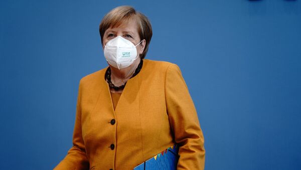 Angela Merkel - maske - Sputnik Türkiye