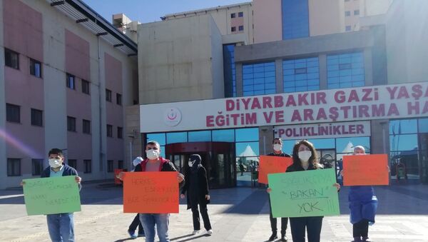 Sağlık çalışanları - protesto - Sputnik Türkiye