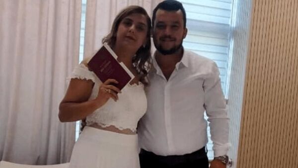 28 yaşındaki kadın, düğününden 4 gün sonra koronavirüs nedeniyle hayatını kaybetti - Sputnik Türkiye