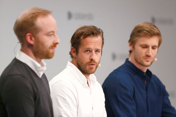 Avrupa'nın en büyük online moda perakendecisinin CEO'su, ‘eşinin kariyerine öncelik vermek için’ istifa etti Avrupa'nın en büyük online moda perakendecisinin CEO'su, ‘eşinin kariyerine öncelik vermek için’ istifa etti - Sputnik Türkiye