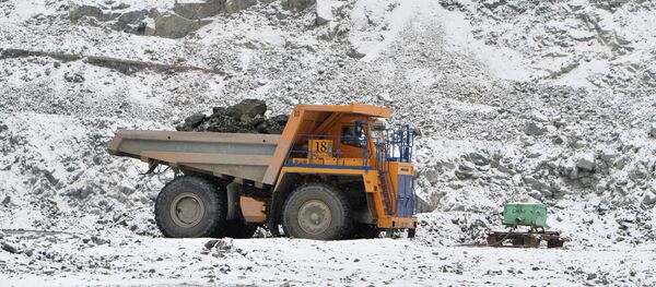 Damperli kamyon - Sputnik Türkiye