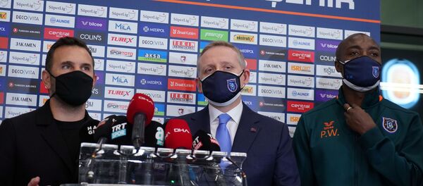 Okan Buruk, Göksel Gümüşdağ, Pierre Webo - Sputnik Türkiye