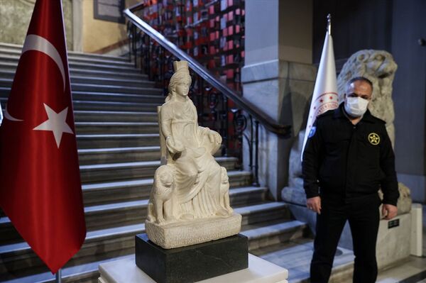 Kybele heykelinin tanıtımı yapıldı - Sputnik Türkiye