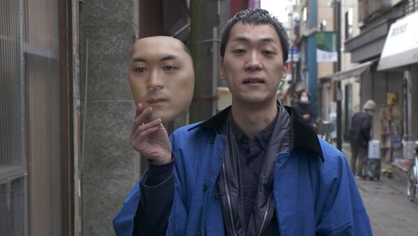 Japonya’da bir dükkan gerçek yüzleri maskeye dönüştürüyor - Sputnik Türkiye